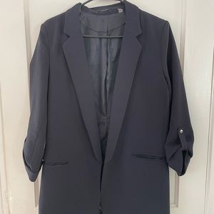 T Tahari navy blue 3/4 sleeve blazer